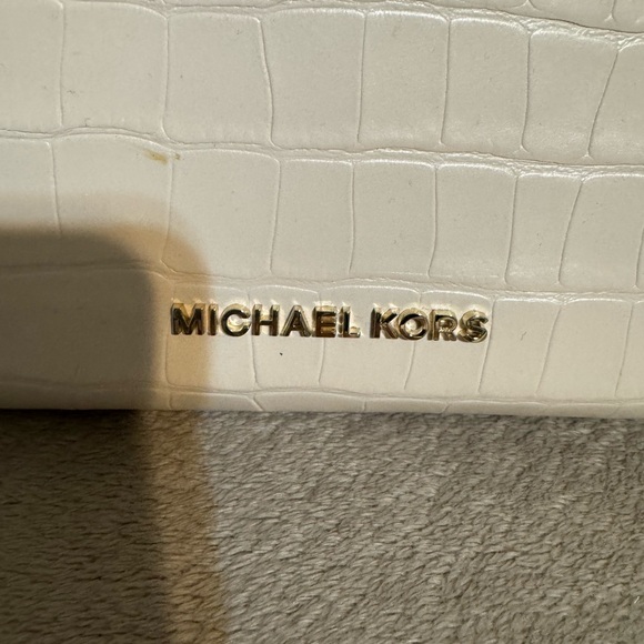 Michael Kors Zoe light cream Croc-Embossed Leather Satchel - Picture 3 of 10